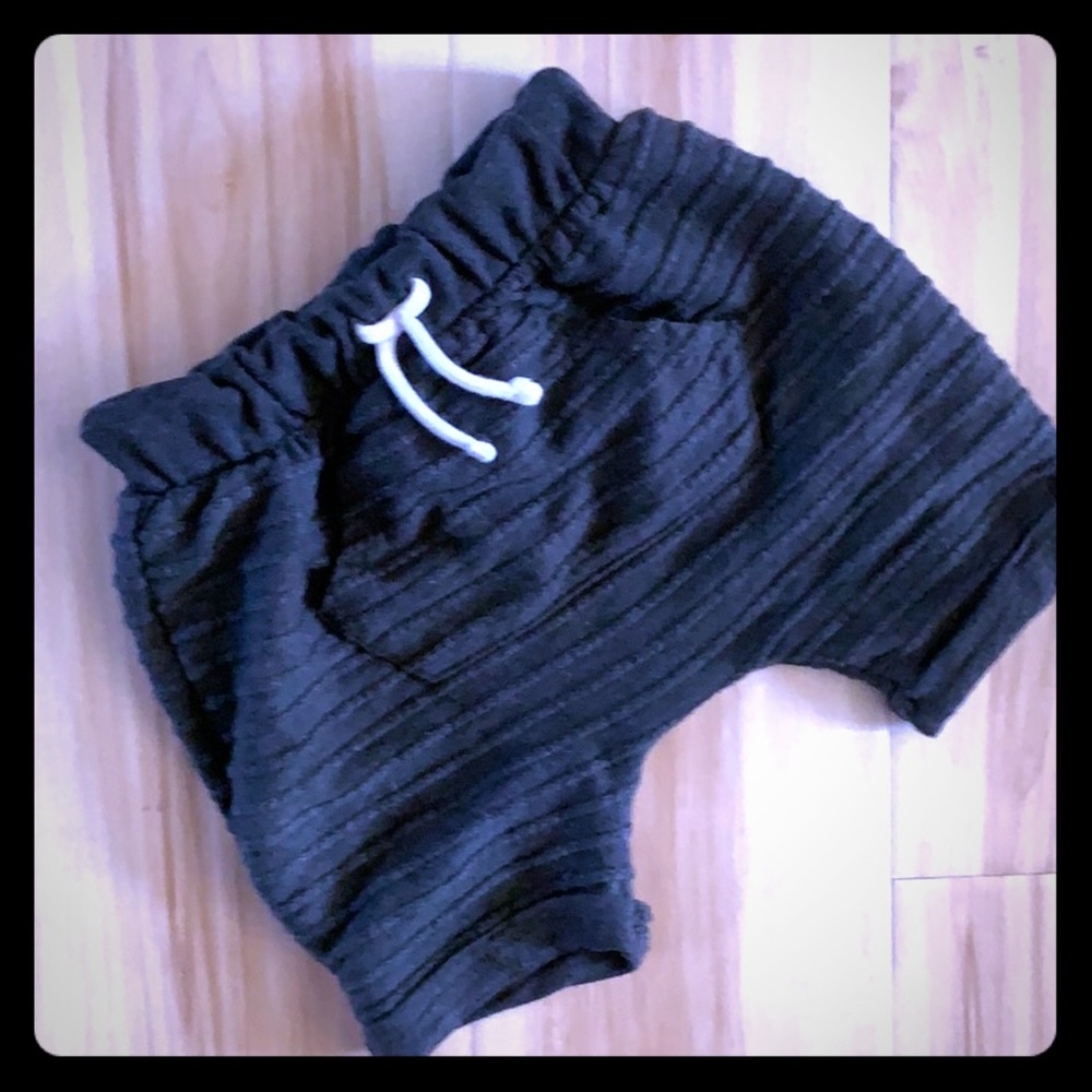 🍭5/$20 Harlem Sweat Shorts